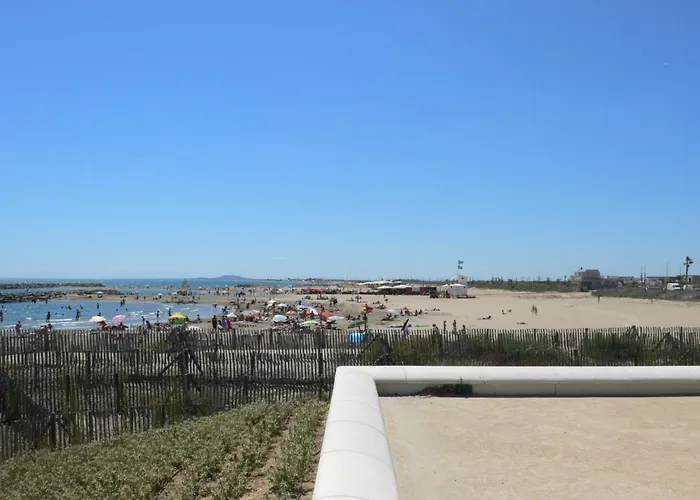 Equipe Proche Avec Clim Et Lave-linge - Fr-1-338-440 Sète